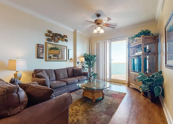 Island Royale 702