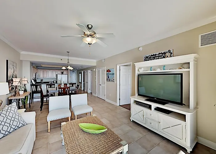Crystal Shores West 904