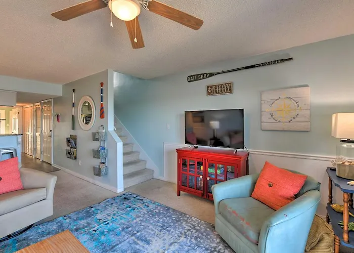 Stylish Gulf Shores Getaway W/ Dock Access!