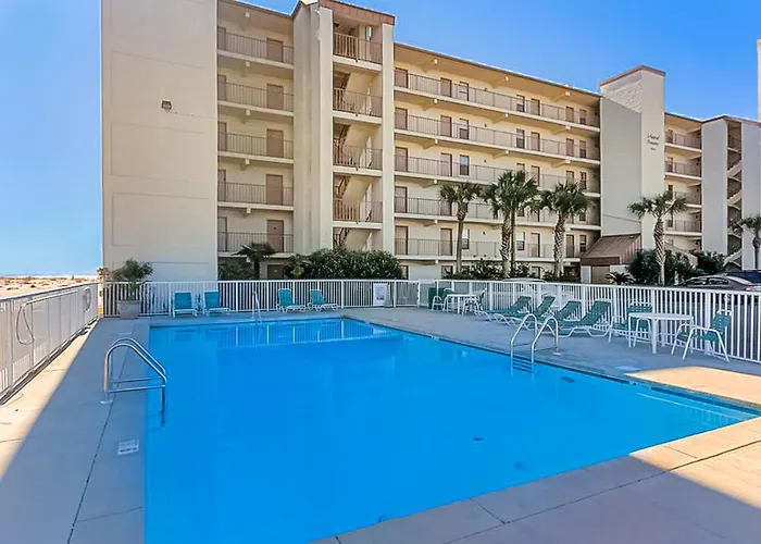 Island Shores 455