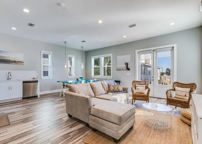 Modern 3 Bedroom Cottage With Community Pool And Directly Across The Street From The Beach!