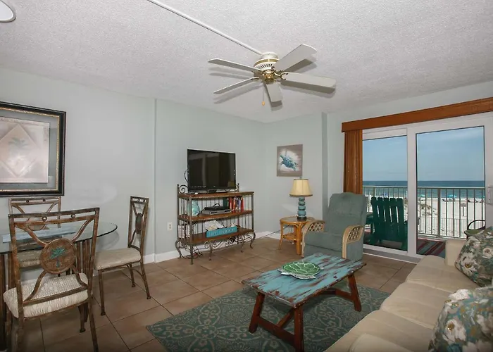 Clearwater 1C By Albvr - Beautiful Beachfront Views! Great Location!