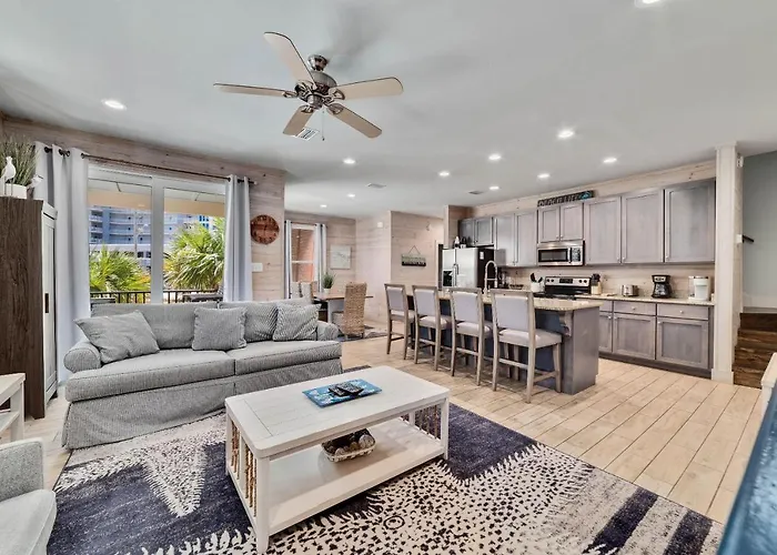 Romeo Beach Cottage 6