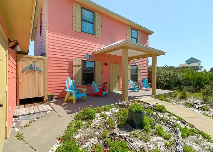 Walk To Beach, Secluded, Gazebo With Grill, 1Gig Wifi, Washer And Dryer, Games