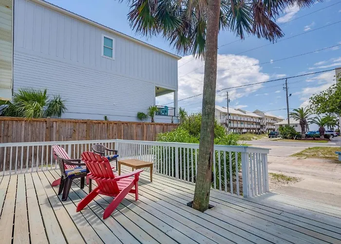 Cozy Cottage At The Beach 1104