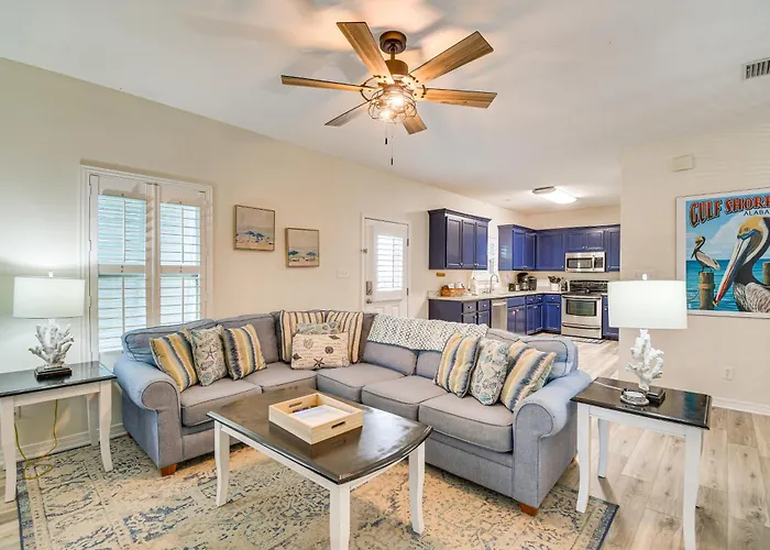 Coastal Gulf Shores Getaway - Near The Beaches!