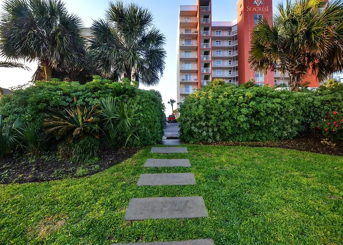 Cozy Condo Just Steps To The Beach, Unit 2 - Sleeps 4