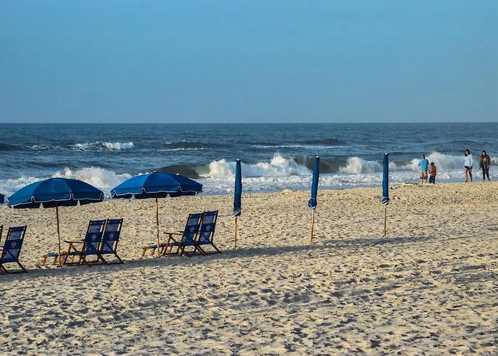 Beautiful 3 Bedroom Beachfront Condo