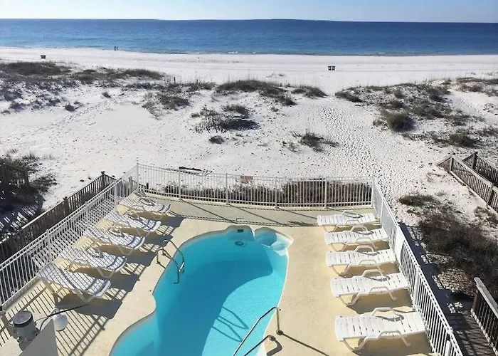 Dolphin View Beachfront Duplex B Pet Friendly