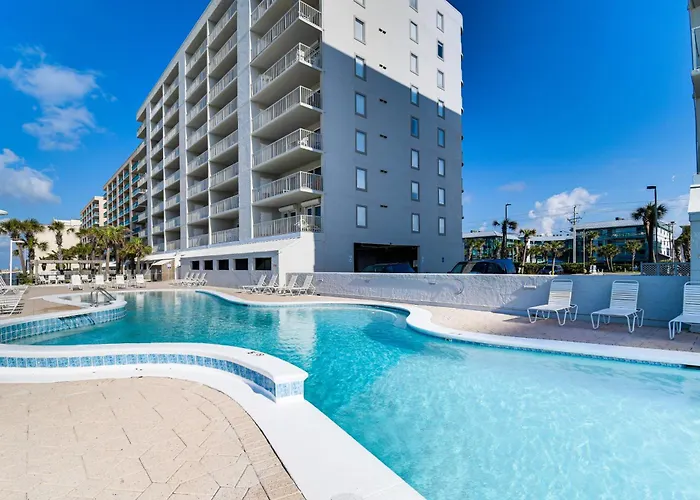 Beachfront Condo In Gulf Shores W/ Pool Access!