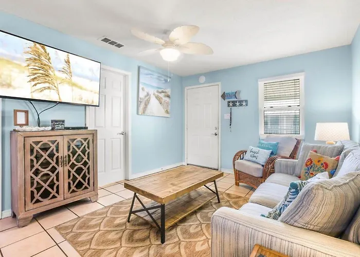 Sunrise Village 215- 2Br 1Ba Gulf Front Sleep 6