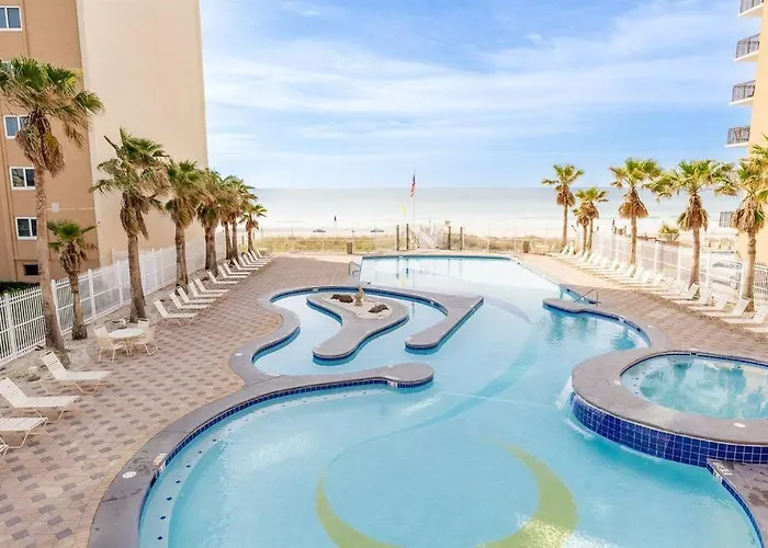 Crystal Tower Corner Condo With 2 Balconies, 3 Pools, Lazy River