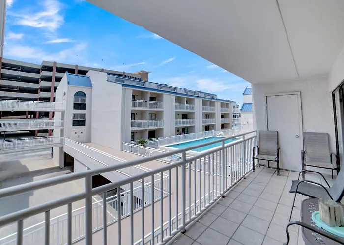 Sugar Beach 230 By Vacation Homes Collection