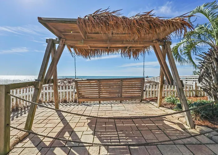 Royal Palms 606