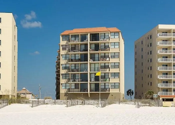 Gulf House 101 - Gulf Front - Sleeps 8 - Great Location - Prickett Properties