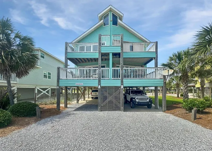 Duplex Beach Home For 6 With Balcony & Resort-Style Amenities