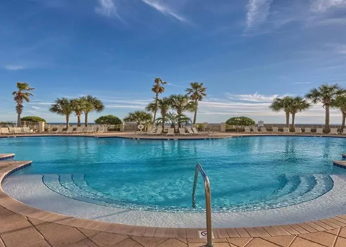Bristol 109 - Beachfront Unit On Ground Floor-Steps To The Pool