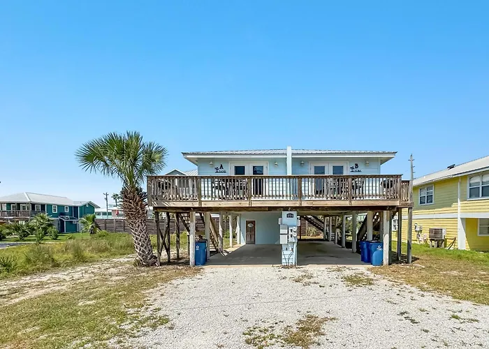 The Sand & Surf Beach House