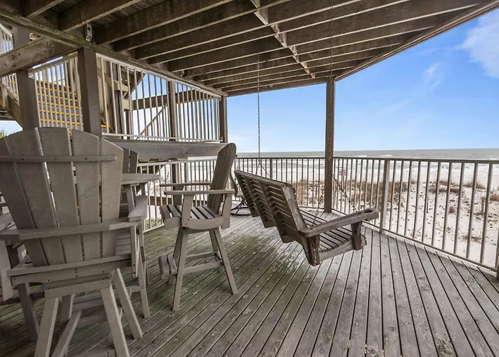 New! Private Patio And Stunning Beach Views!