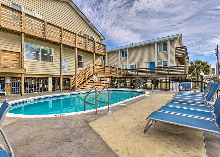 Downtown Gulf Shores Condo - 1 Block To Beach!