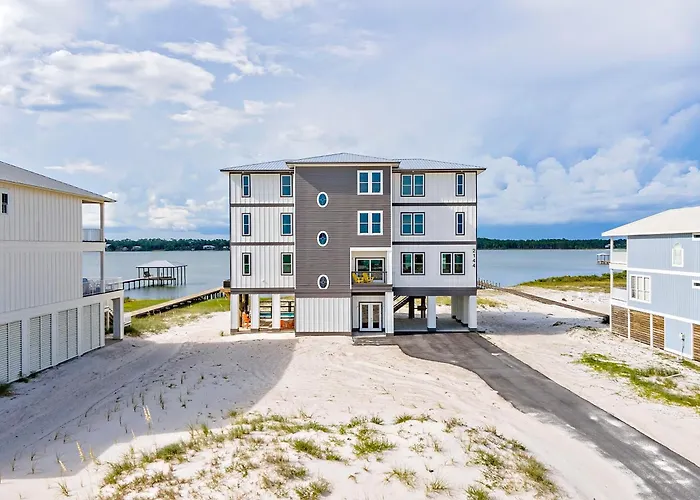 Over The Moon - 8 Bedroom - Sleeps 28 - Private Pool & Pier - Prickett Properties