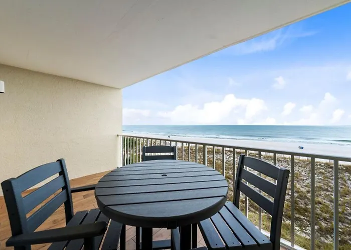 Seacrest 305 By Youngs Suncoast