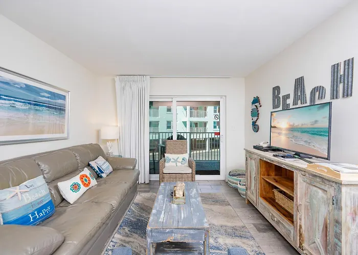 Harbor House B19