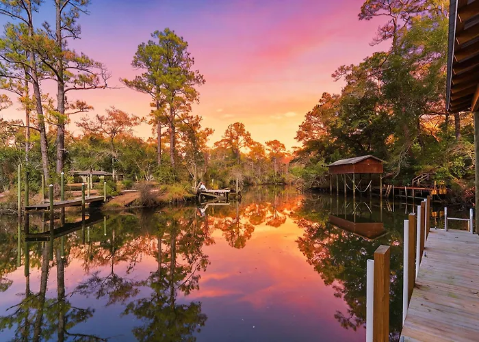 Escape On The River Private Dock Kayaks Gazebo