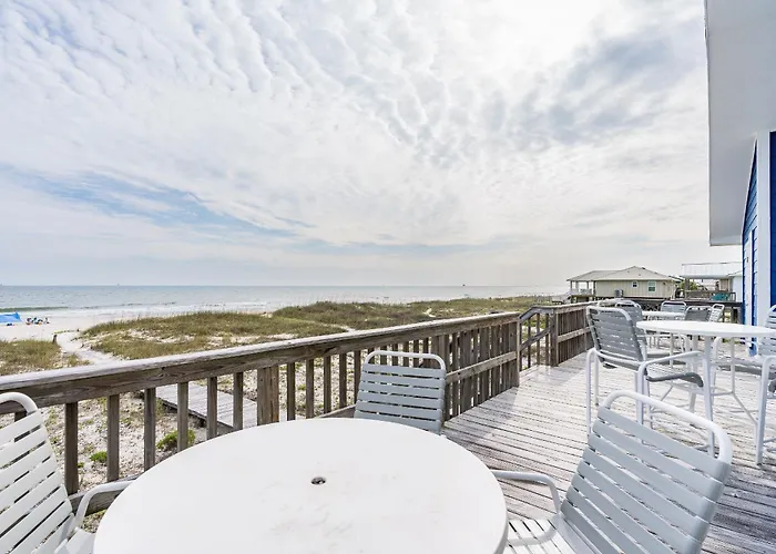 Cabana Beach House By Youngs Suncoast