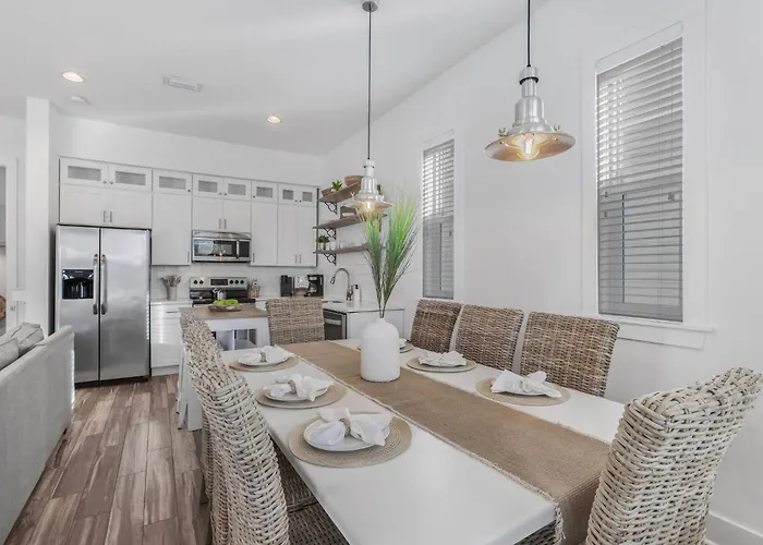 New! Coastal Luxe, Walk To Beach, Prime Location!