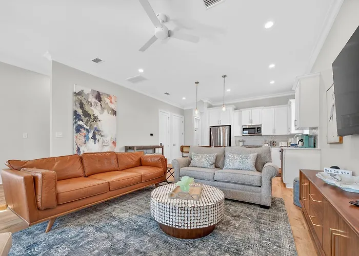 Luxe Stayin' Salty 3 Min Walk To Beach Pool Pets Bikes Sleeps 12