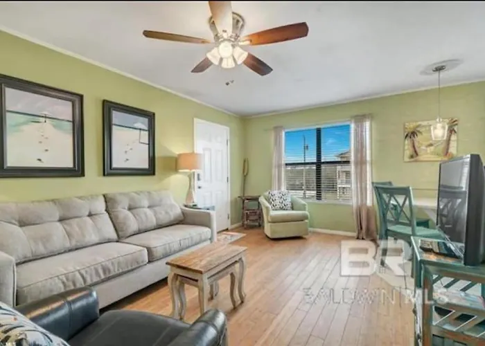 Dog Friendly Beach Access Sleeps 6 Hangout Nearby