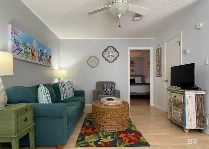 Pet Friendly Beach Access Sleeps 6 Paradise Isle
