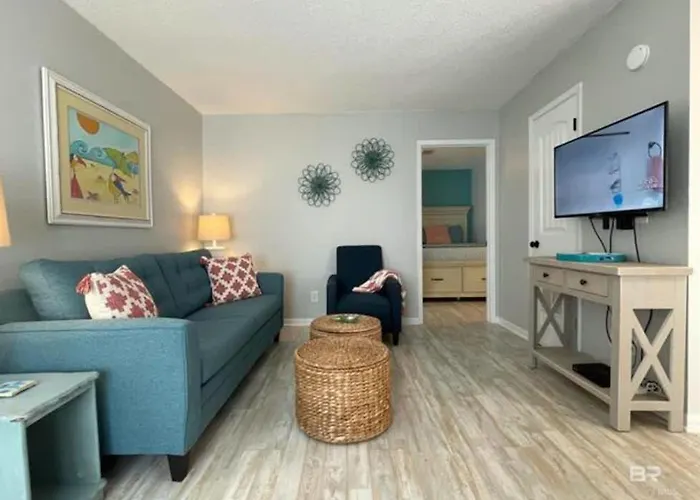 Pet Friendly Beach Access Sleeps 6 Hangout Nearby