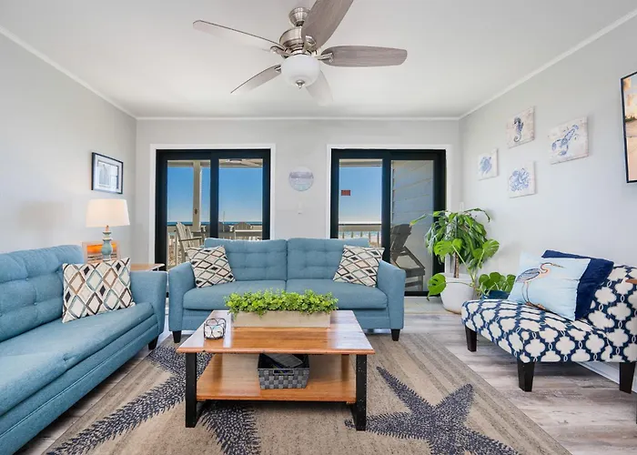 Regatta Condominiums 106B