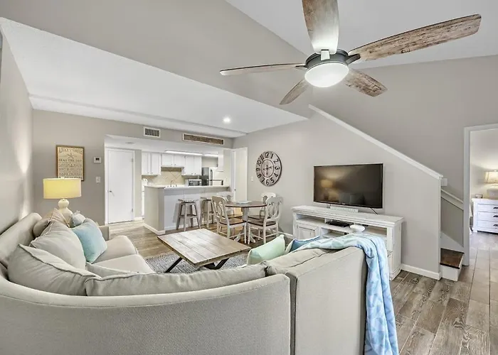 Spacious 2-Story Family Retreat Sugar Beach 363