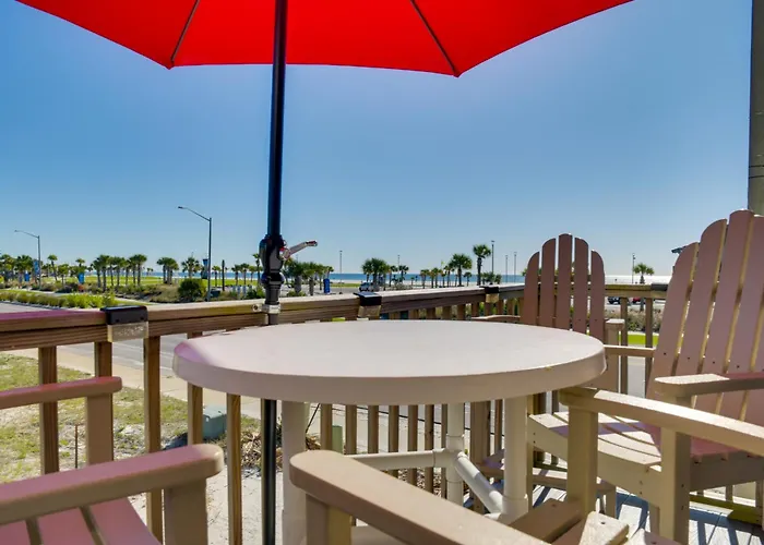 Absolute Best Location! Heart Of Gulf Shores Condo