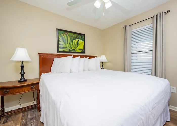 Island Winds West 276