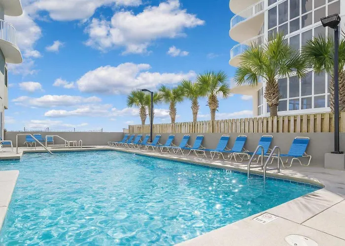 Island Royale- Beachfront Penthouse