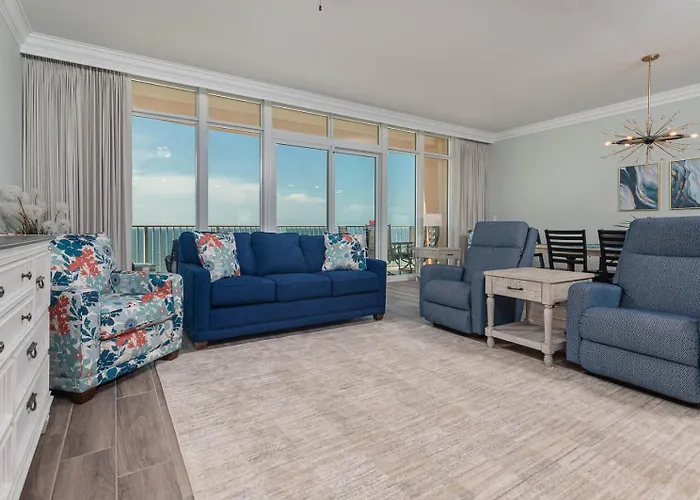 Phoenix Gulf Towers 702
