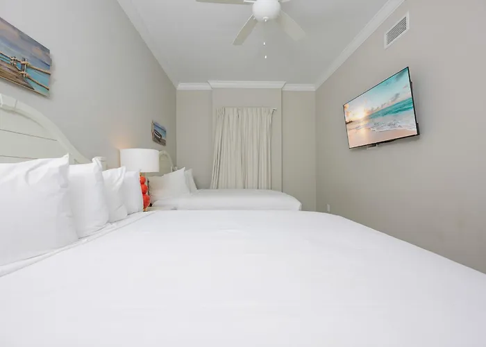 Phoenix Gulf Towers 604