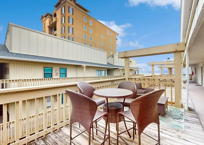 Gulf Village 203
