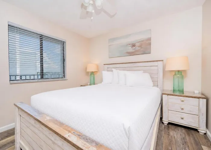 Gulf Shores Surf & Racquet 614A Condo