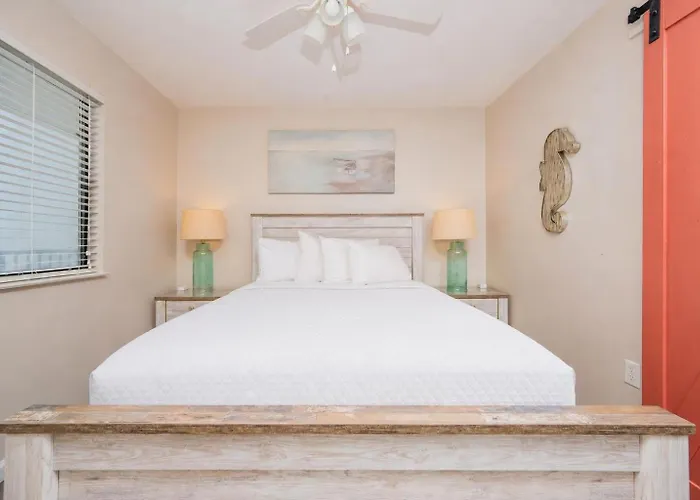 Gulf Shores Surf & Racquet 614A Condo