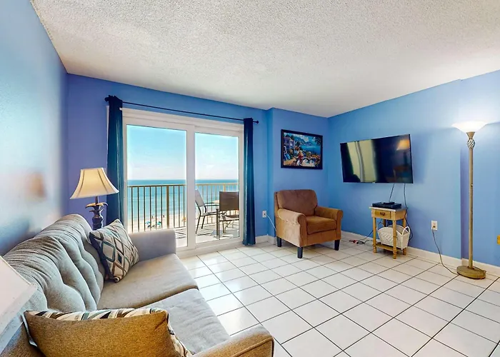 Clearwater Condo With Bunk Room Pool & Balcony - Walk To Waves