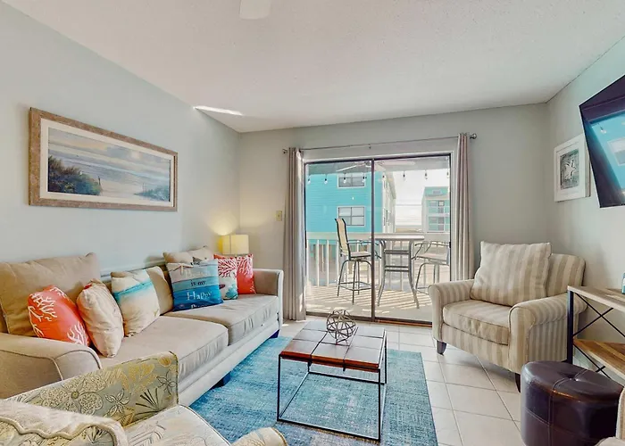 Beachview Condo With Community Pools Grills And Internet