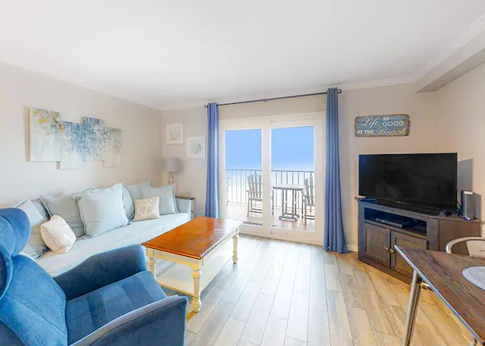 Attractive And Convenient Gulf-Front Home Right On Beach With Shared Pool Hot Tub