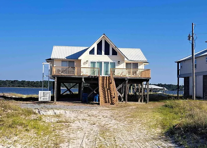 Dog Friendly Home With Private Beach Internet And Washer And Dryer