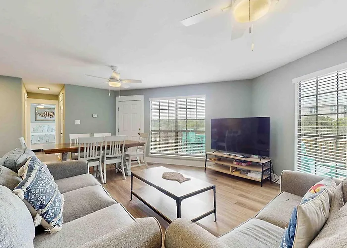 2-Story Home Near The Beach With Deck Outdoor Shower W&Ds 2 Kitchens