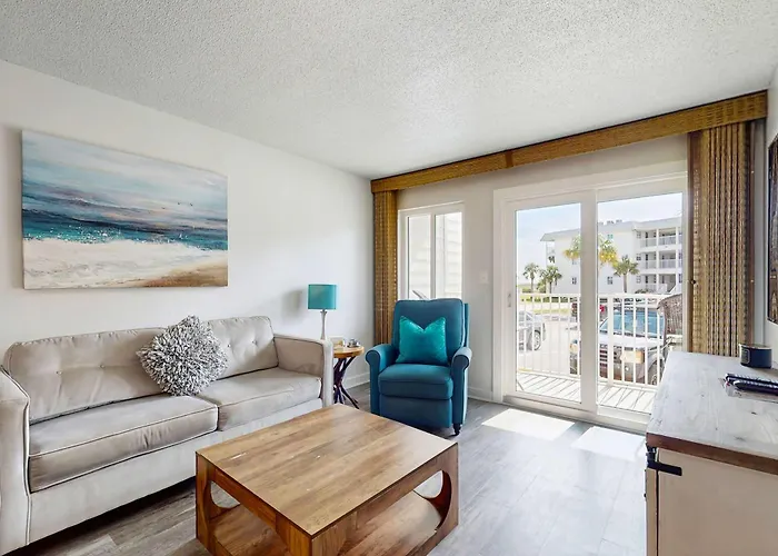 Beachview Condo With Multiple Shared Pools Gym Hot Tub And Beach Access